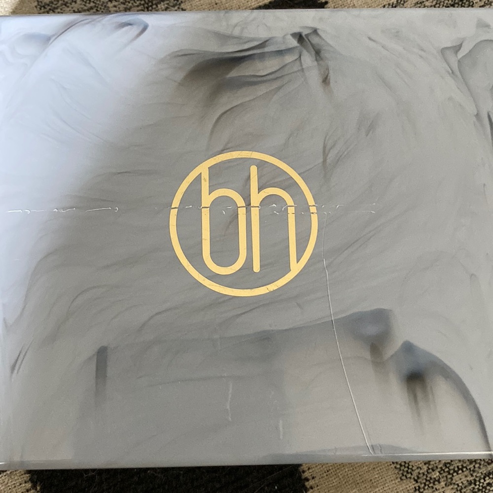 BH Cosmetics Marble Collection Warm Stone eyeshadow palette